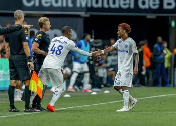 Angel Gomes mange son pain noir à l'OM (site OM)