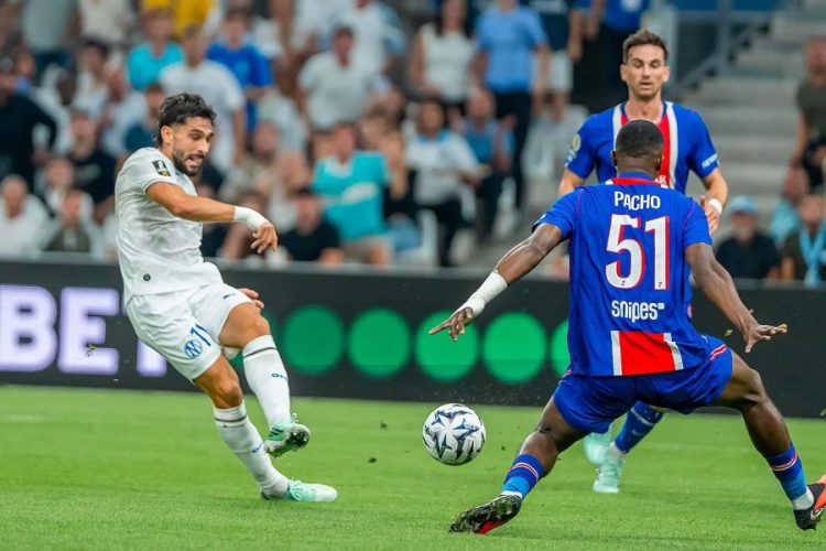Maupay a eu des occasions en or contre le PSG qu'il n'a pas converti (site OM)